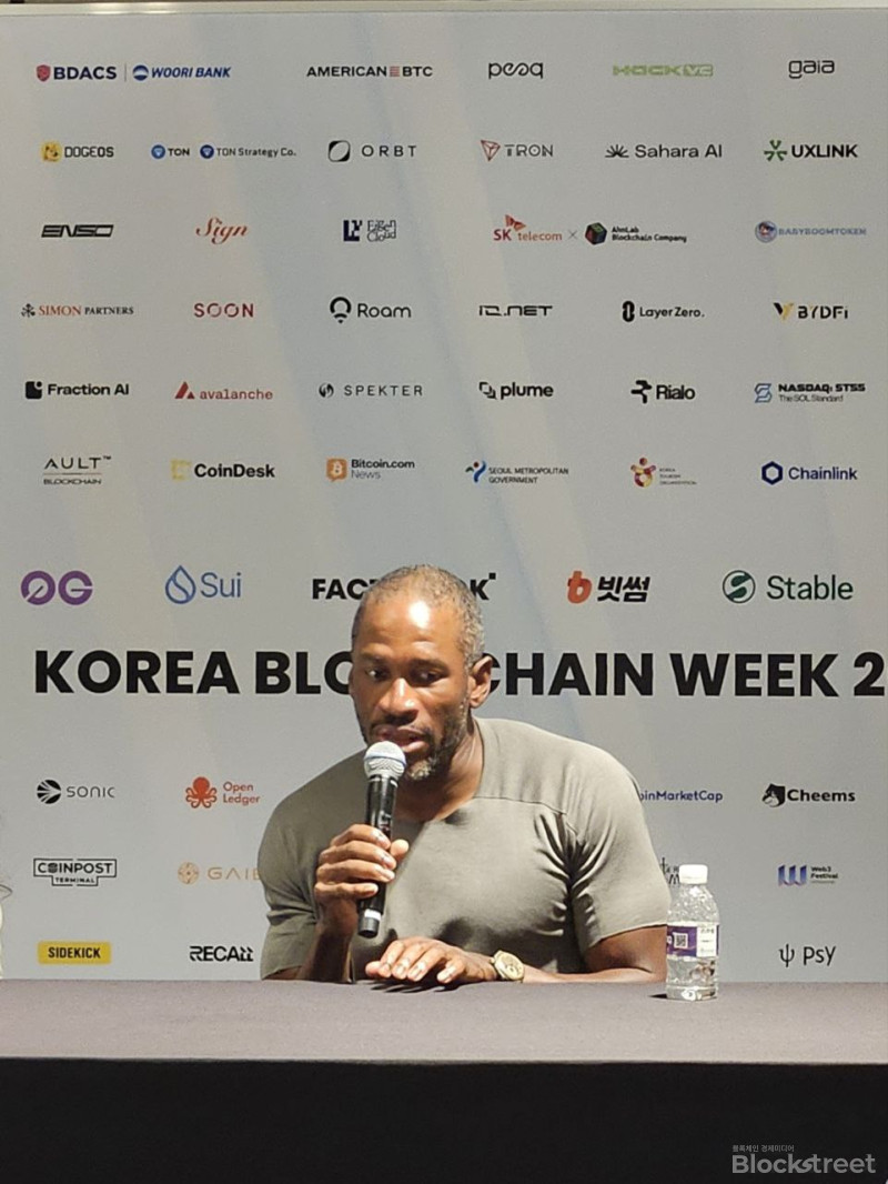 23일 서울 광진구 그랜드 워커힐 호텔에서 개최된 'KBW 2025'에서 기자 간담회 중인 아서 헤이즈 비트멕스(BitMEX) 공동창립자. (사진=최주훈 기자)