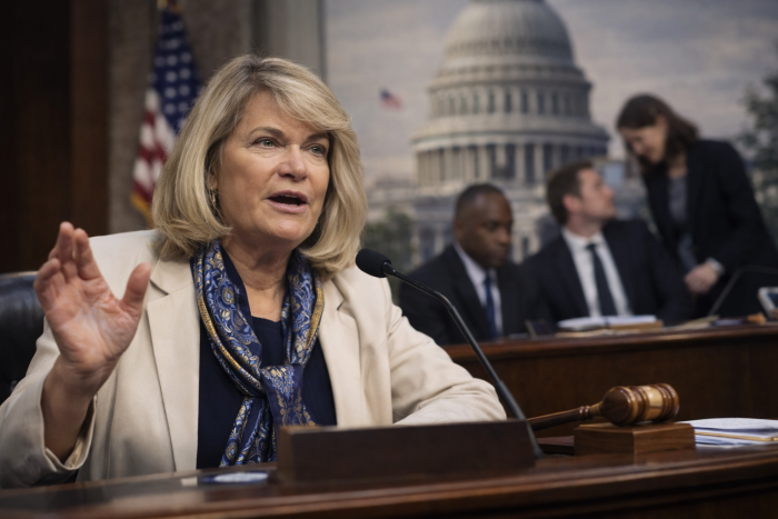 신시아 루미스 CLARITY법안 통과 임박 발언